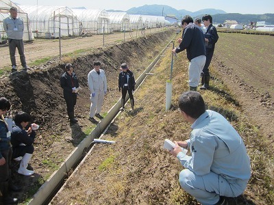 暗きょ管から排水を確認