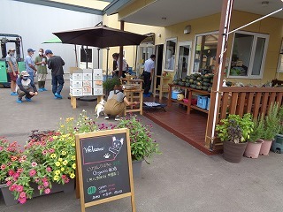 みよい農園直売所を見学